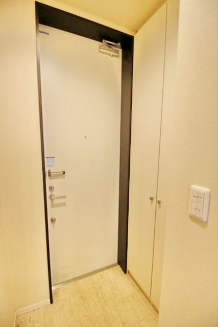 玄関　旭化成ホームズ施工　インターネット無料物件