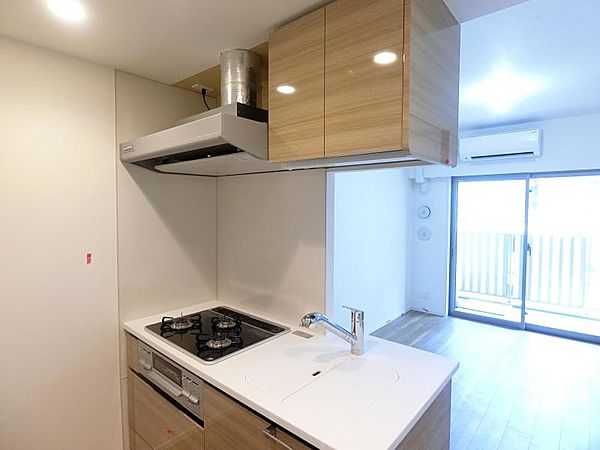 キッチン　反転タイプ別部屋写真です