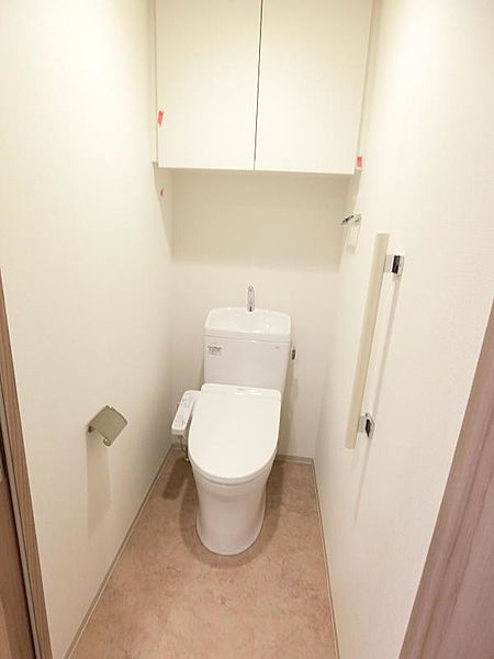 トイレ　反転タイプ別部屋写真です