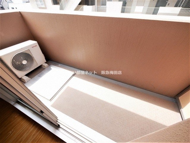 バルコニー　※同仕様写真となります。
