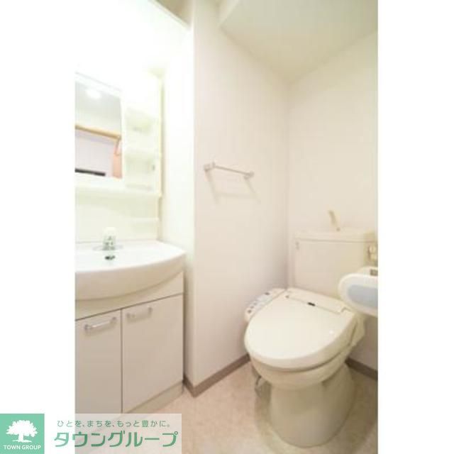 トイレ　※写真は同タイプ住戸です。