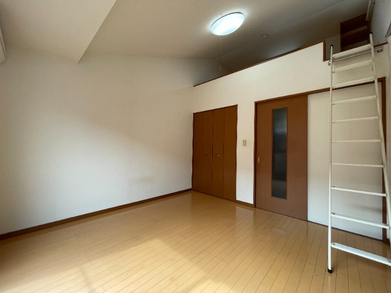 居室・リビング　別号室