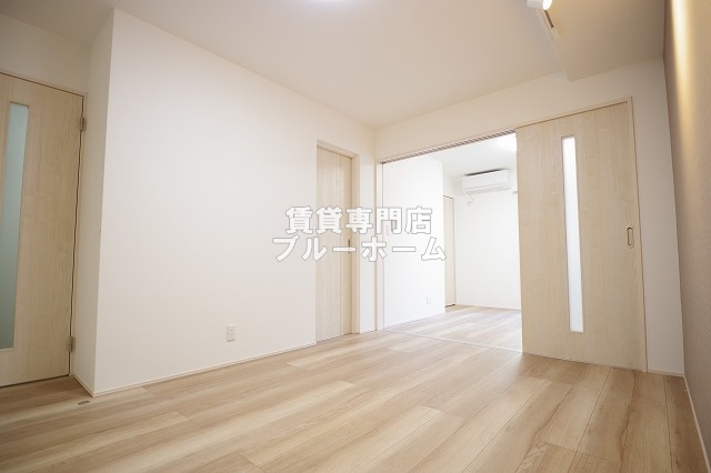 その他　リビングの別アングルです！