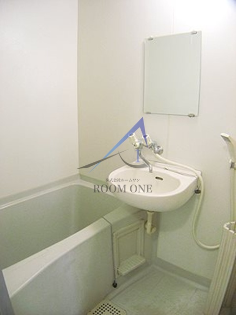 バス・シャワールーム　お風呂です。