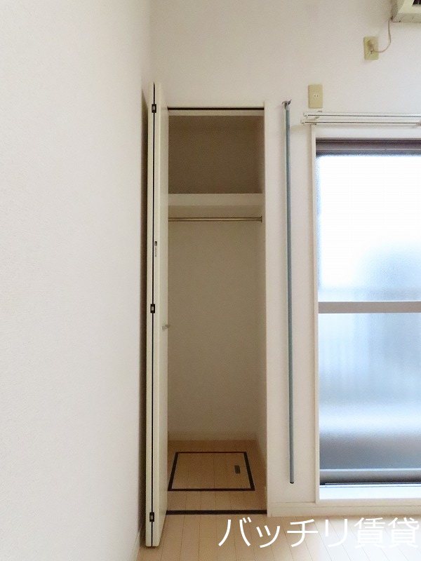 収納　同型タイプの為、現状を優先致します。