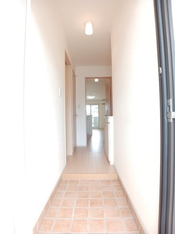玄関　明るい玄関です