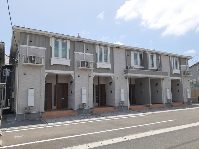 建物外観　落ち着いた雰囲気の外観です