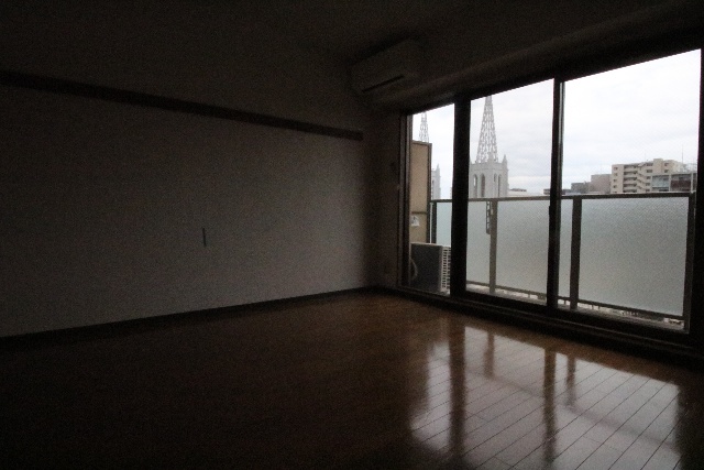 居室・リビング　※別室の参考写真の為、現況優先です。