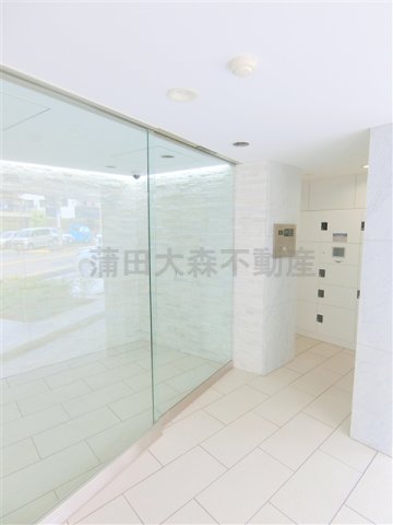 エントランス　防犯カメラTVモニター付オートロック宅配BOXメールBOX管