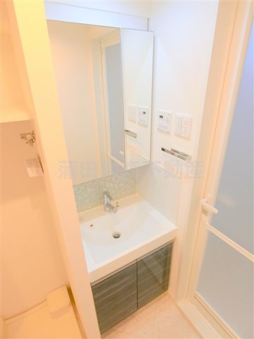 洗面設備　洗面脱衣所　独立洗面台