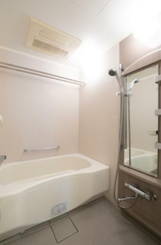 バス・シャワールーム　同タイプのお写真です