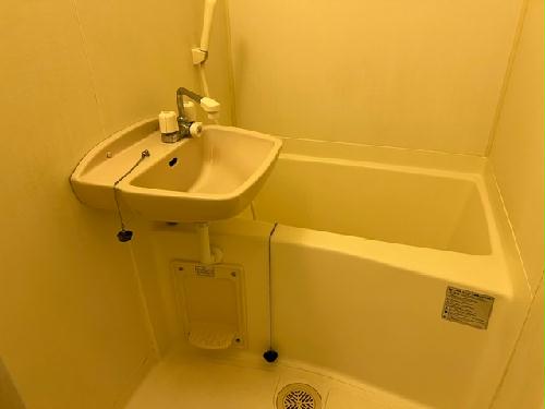 バス・シャワールーム　現況優先