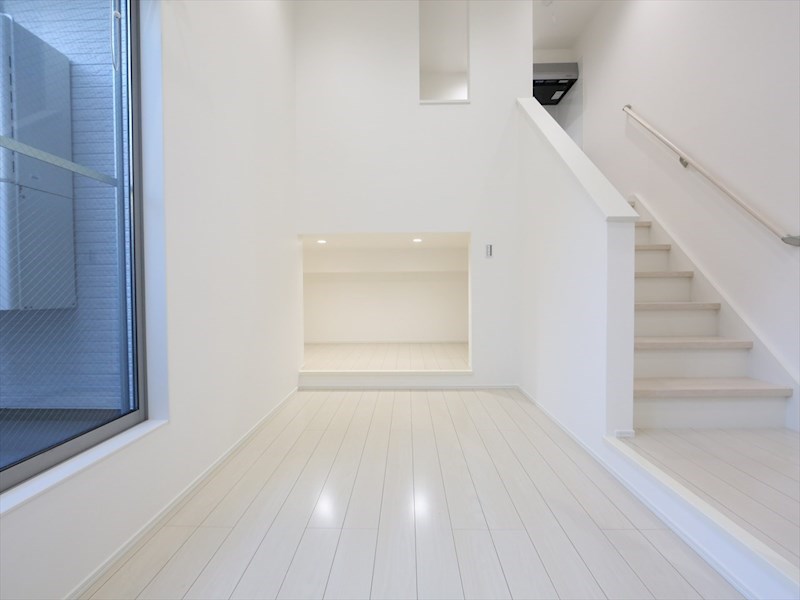 居室・リビング　洋室5.1帖　アンダーロフト5.3帖　エアコン付　同仕様写真