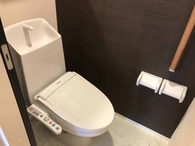 トイレ　トイレ