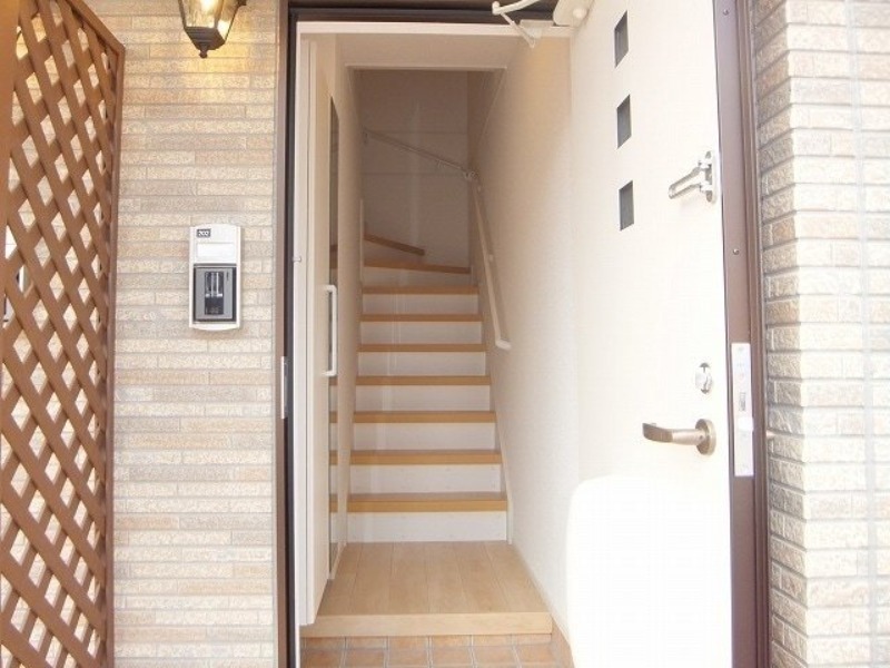 玄関　図面と現状に相違がある場合には現状を優先