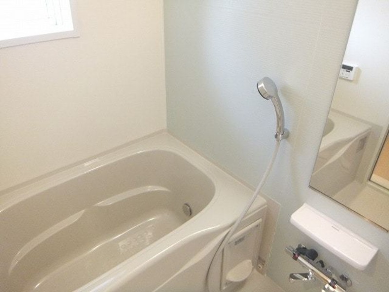 バス・シャワールーム　図面と現状に相違がある場合には現状を優先