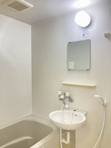 バス・シャワールーム　バスルーム