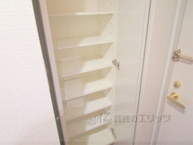 その他設備　下駄箱