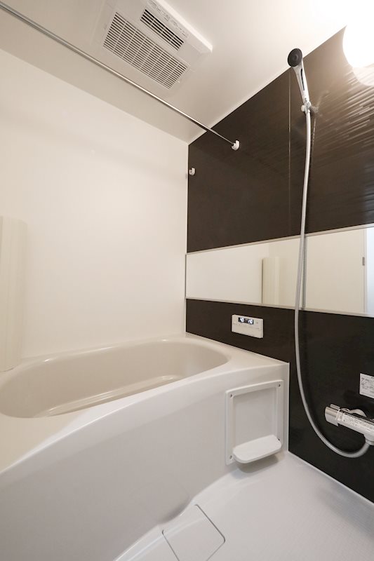 バス・シャワールーム　バスルーム　浴室乾燥　追い焚き