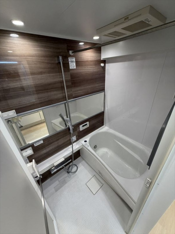 バス・シャワールーム　追焚・浴室乾燥機付のUB