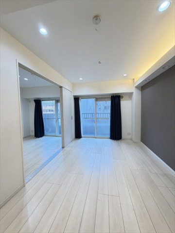 居室・リビング　広々11帖リビング　南向きで明るいお部屋