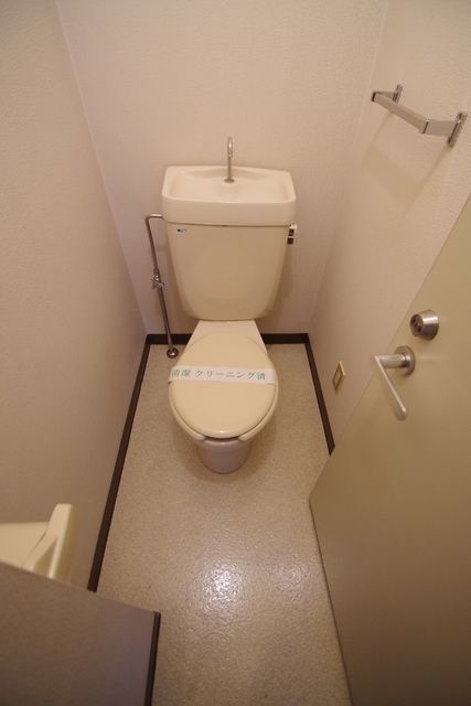 トイレ　★広々としたトイレです★