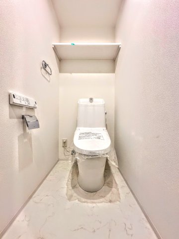 トイレ　※別部屋参考写真