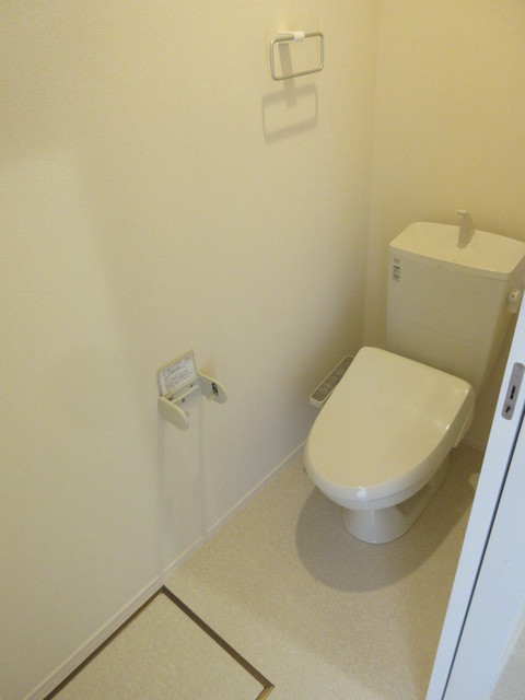 トイレ　★温水洗浄便座★