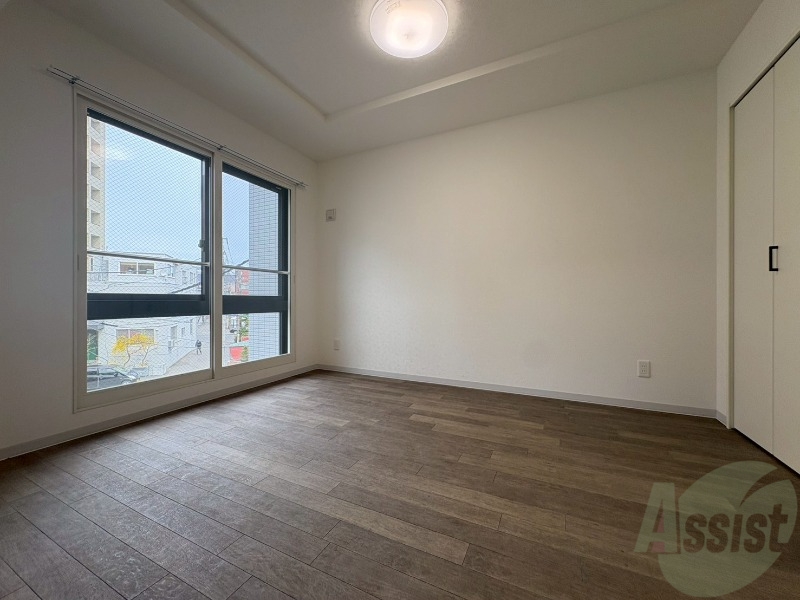 その他部屋・スペース　洋室の家具の配置を考えてみるのも楽しいですよ。