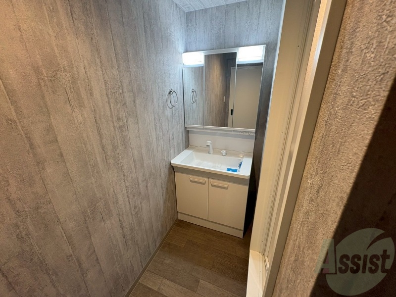 洗面設備　洗面台設置予定場所。身支度にはかかせないですよね～。