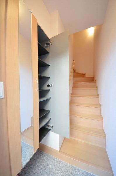 玄関　☆シューズボックスです☆