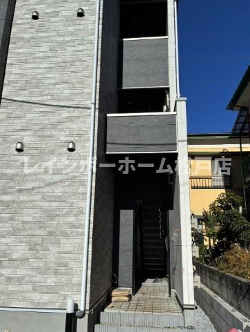 エントランス　建物の内部です