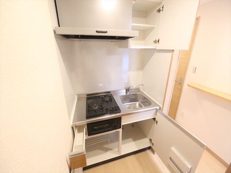 キッチン　システムキッチン（ガス2口コンロ・グリル付）