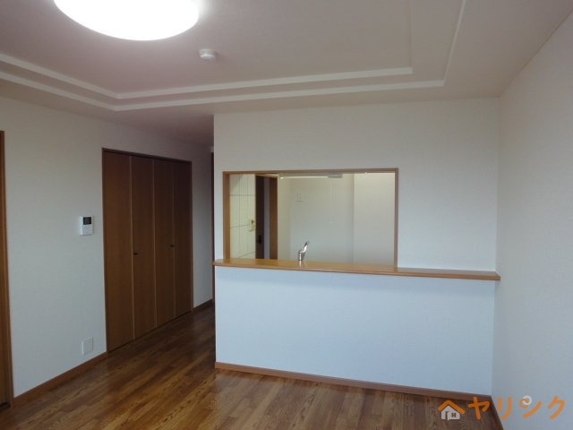 居室・リビング　リビング