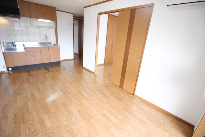 居室・リビング　1　リビング10.2帖