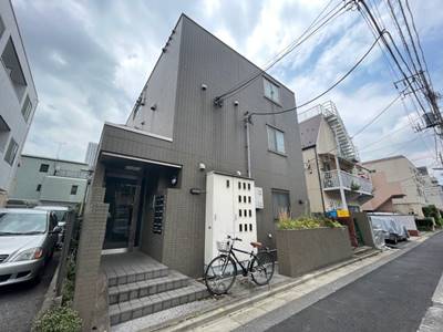 建物外観　【品川区小山台】に聳え立つ重厚かつモダンな邸宅◎