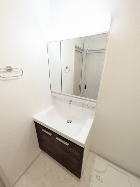 洗面設備　洗髪洗面化粧台