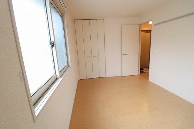 その他部屋・スペース　洋室　６．７帖