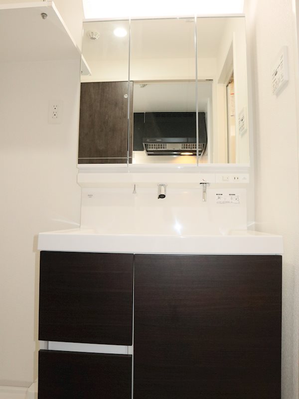 洗面設備　洗髪洗面化粧台