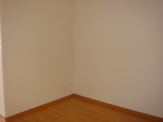 居室・リビング　コンパクトで使いやすい洋室です