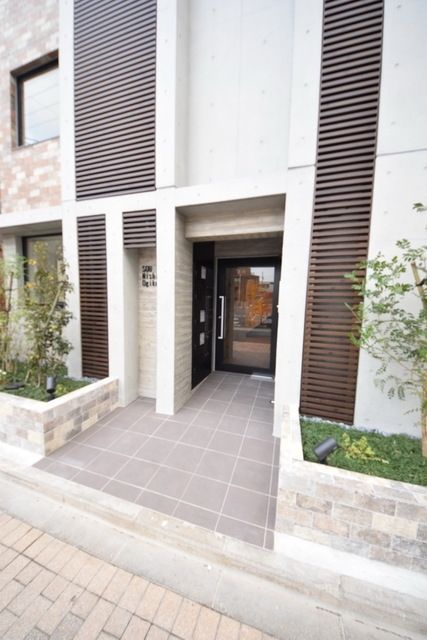 エントランス　☆お問い合わせはお早めに☆