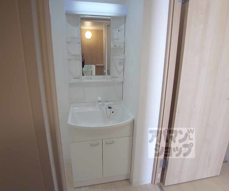 洗面設備　シャンプードレッサー。