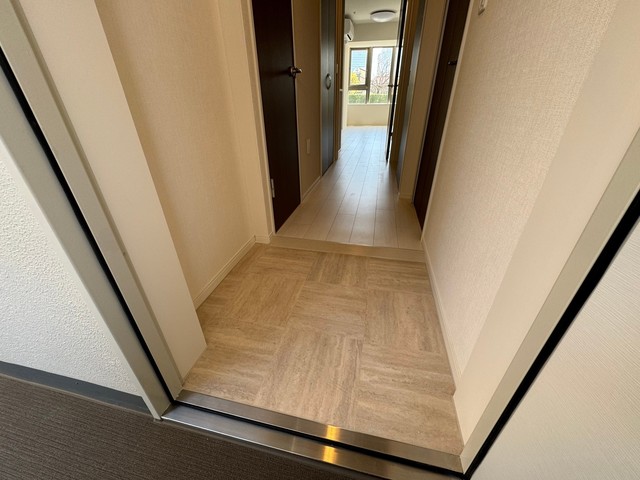 玄関　落ち着いた玄関です