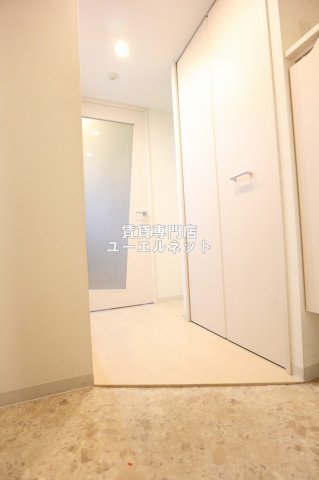 玄関　住まいの顔ともなる玄関