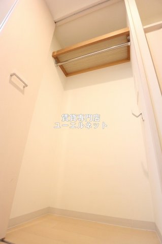 収納　クローゼット付きでお部屋もスッキリ♪