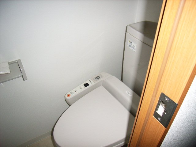 トイレ　同物件別号室