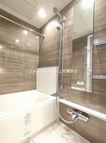 バス・シャワールーム　★《見学予約受付中》2022年築・築浅レジデンス★