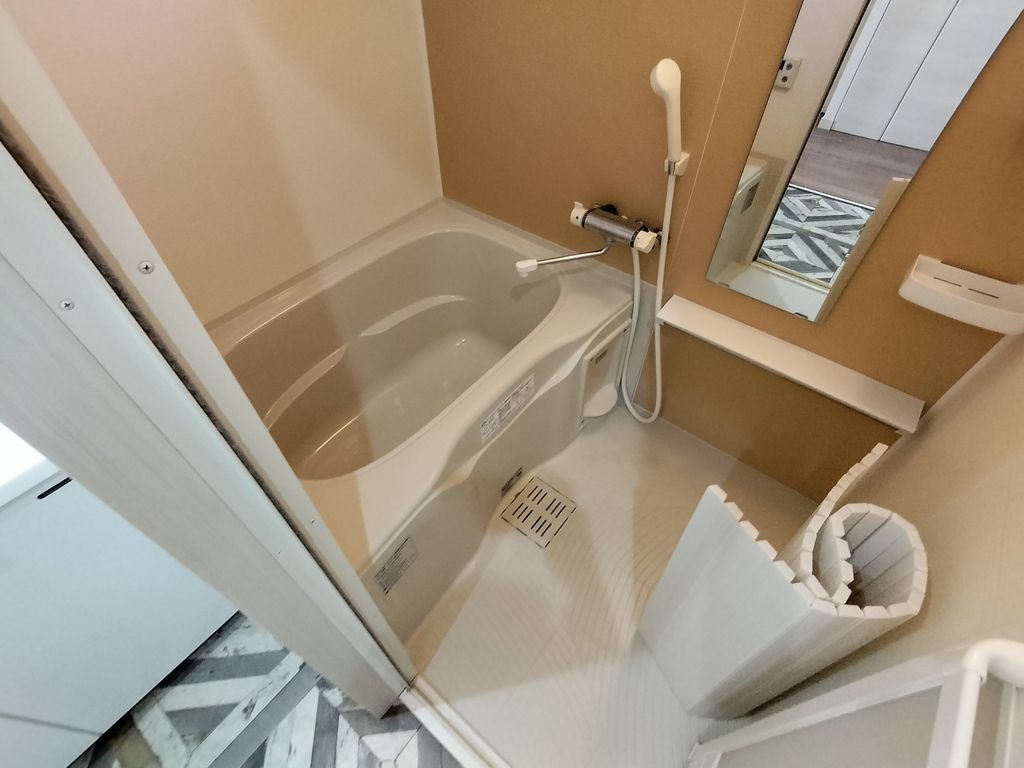 バス・シャワールーム　バス