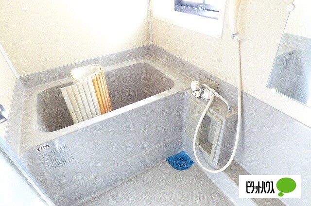 バス・シャワールーム　他のお部屋のお写真です