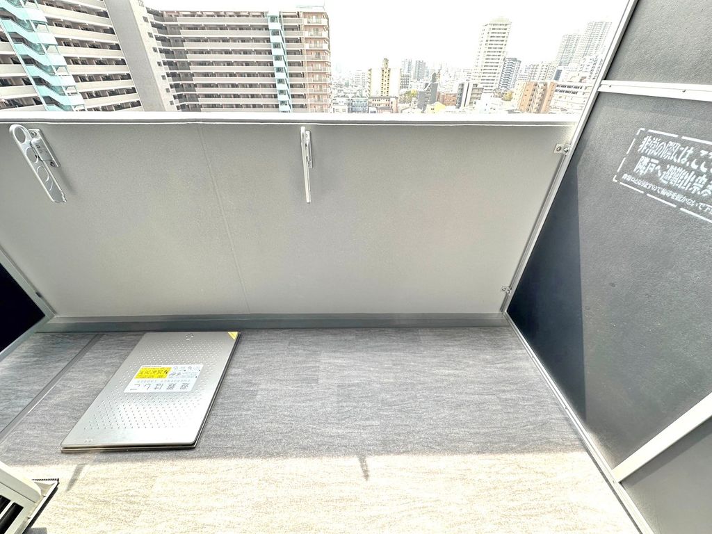 バルコニー　バルコニー